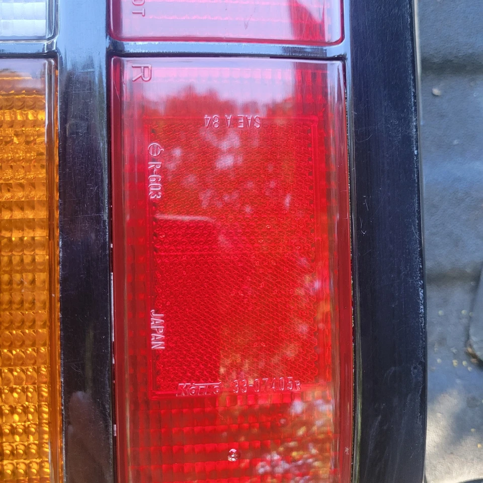 1986 1987 1988 Mazda RX7 FC S4 conjunto de lanterna traseira lateral direita fabricante de equipamento original - Imagem 2 de 4