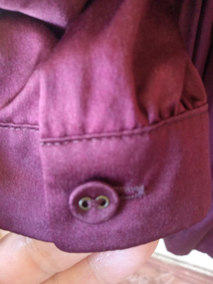 Roupão feminino Ines De La Fressange Uniqlo 100% seda borgonha amarração média frente - Imagem 4 de 4