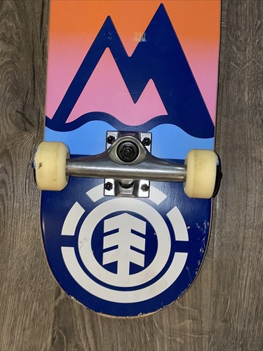Element Skateboard Complete Aquazen 7.75" x 31.25" VERY GOOD! - Picture 4 of 9