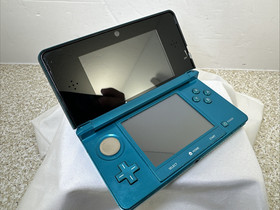 Nintendo 3DS Handheld Console Aqua Blue CTR-001 (USA) W/Charger & Game Tested