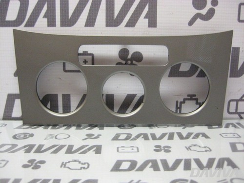VW Golf Air Conditioning Surround Panel Front Centre 2007 Hatchback - Picture 1 of 8