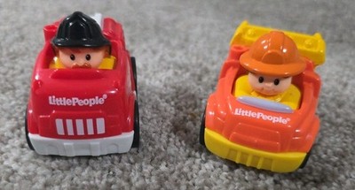Fisher-Price Little People Wheelies Lot of 2 ~ Dump Truck Fire Truck 