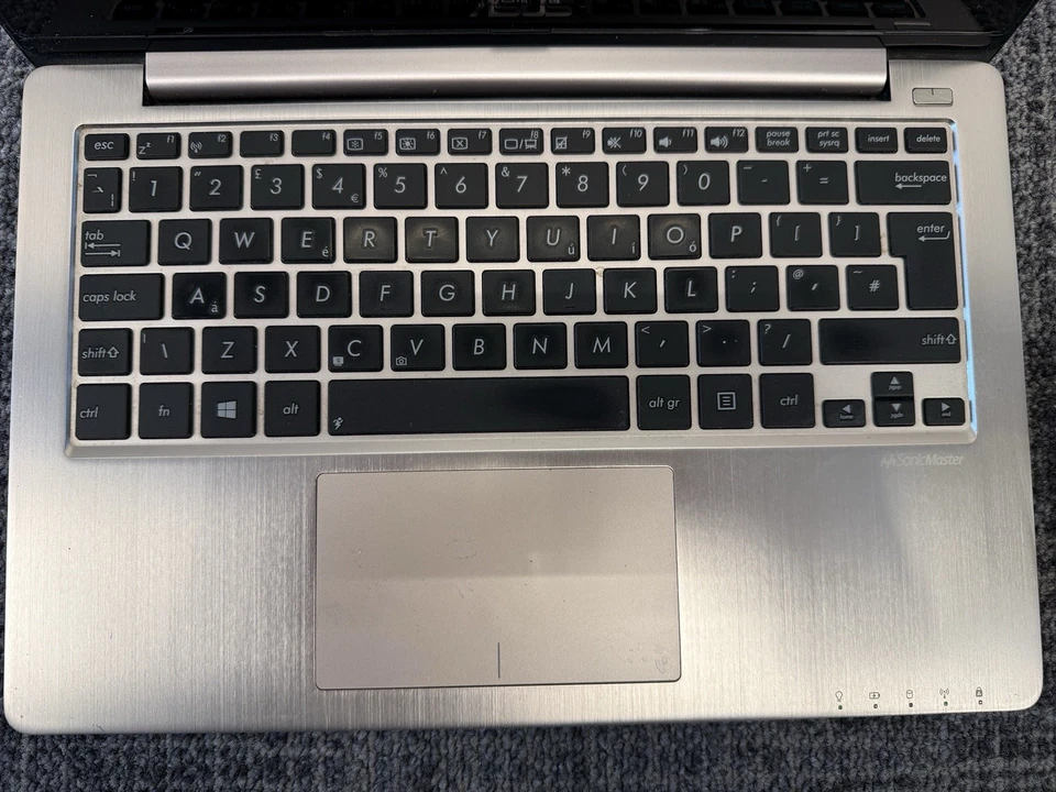 Asus VivoBook S200E Laptop | 11.6" TouchScreen | i3-2365m | 4GB | 128GB SSD - Image 3 of 4