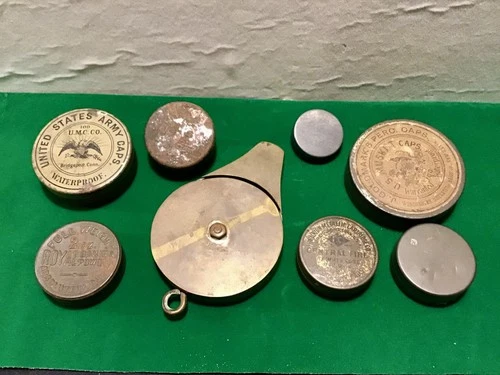 UNITED STATES MUSKET PERCUSSION CAP TINS AND CIVIL WAR ERA PERCUSSION CAP LOADER