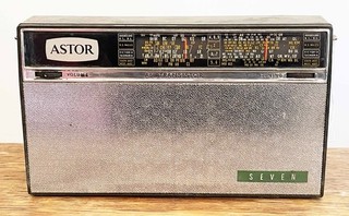Astor Seven P15N Transistor Radio 1965