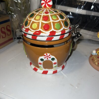 Sleigh Bell Bistro 16oz Gingerbread House Hinged Cookie Candy Jar