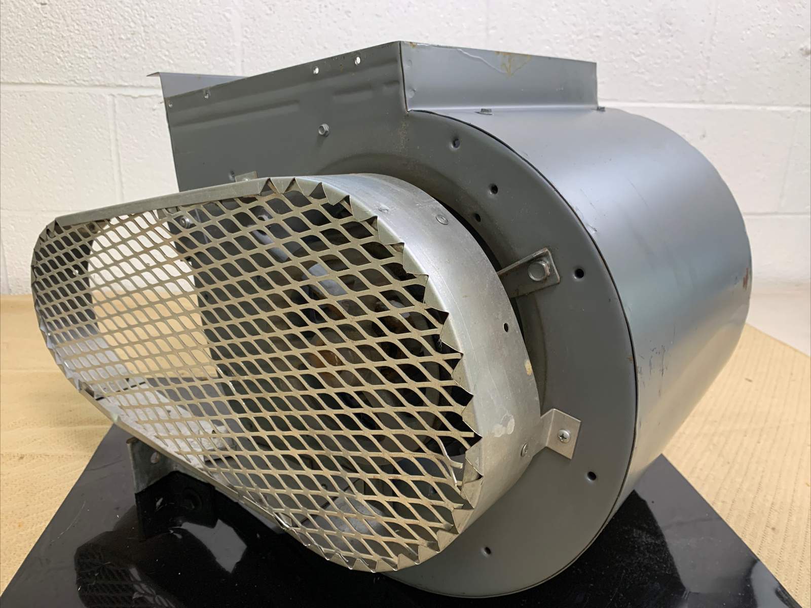 TRANE GCND010ADD1000 Blower Wheel Assembly **NO MOTOR** Belt Driven