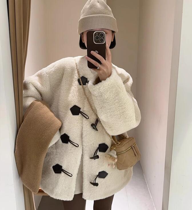 Lamb Fur Coat For Women Horn Button One-piece Loose