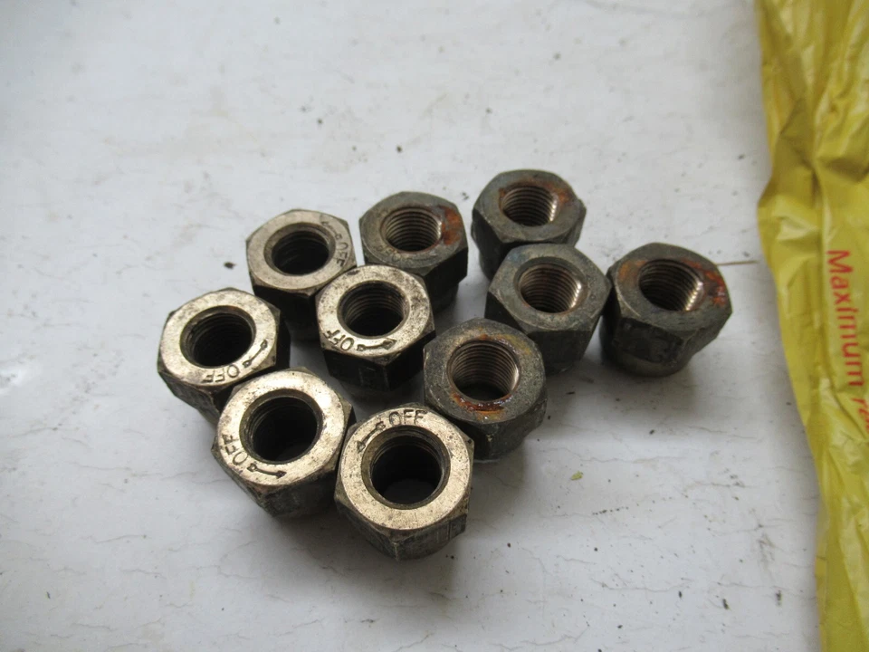 Tuerca de rueda Bentley Mulsanne Turbo 1985 rosca izquierda Foto 2 de 4