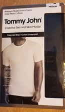 Tommy John Essential Second Skin Modal V-Neck Undershirt Men  s 3 Pack Black MED.