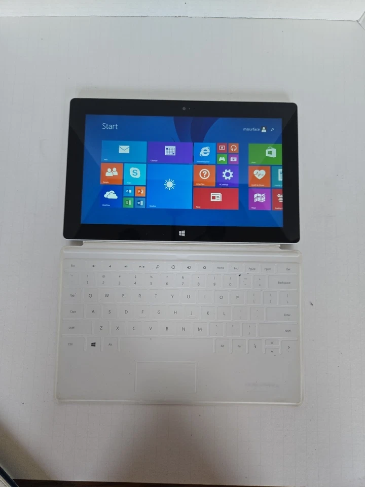 Microsoft Surface Windows RT 8.1 32GB NVIDIA RTEGRA 4 QuadZ3 - Works - Image 3 of 4