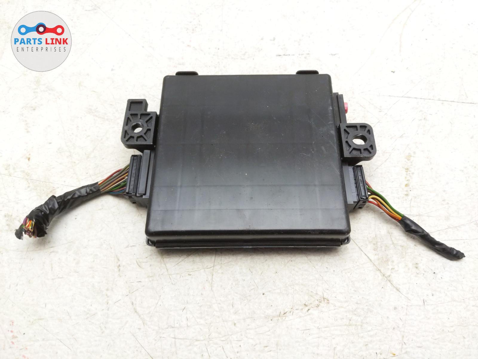 17-20 MASERATI LEVANTE REAR ROOF PASSIVE KEYLESS ENTRY START CONTROL MODULE M161