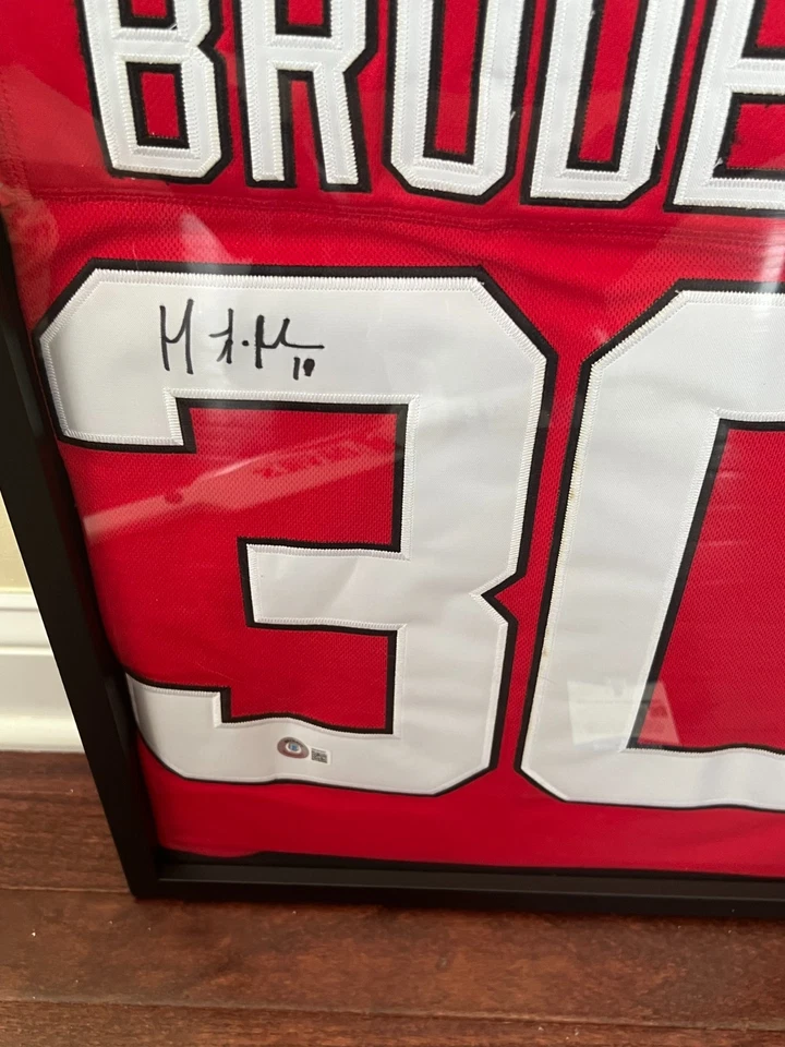 Martin Brodeur New Jersey Devils Autographed Jersey Beckett & Mini-Stick JSA - Image 4 of 4