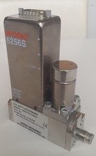 BROOKS 6256SCZVCMAC O2 25SLPM SMART Mass Flow, USED