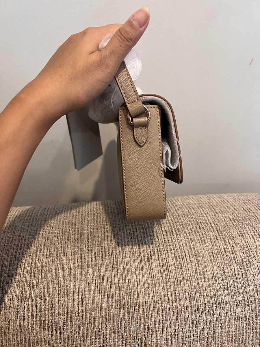 BNEW with Tags Burberry new hampshire crossbody Bag $1090