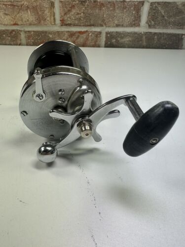 Vintage | Shakespeare | Service | 1946M | Model EH | Casting Reel - Picture 2 of 14