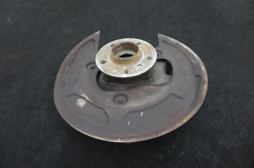 Cojinete de rueda de buje de nudillo de husillo trasero izquierdo OEM 33307857065 BMW M5 F90 2018-23 Foto 3 de 4