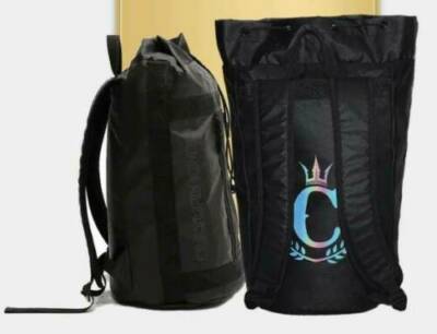 duffle bags in Melbourne CBD 3004, VIC 