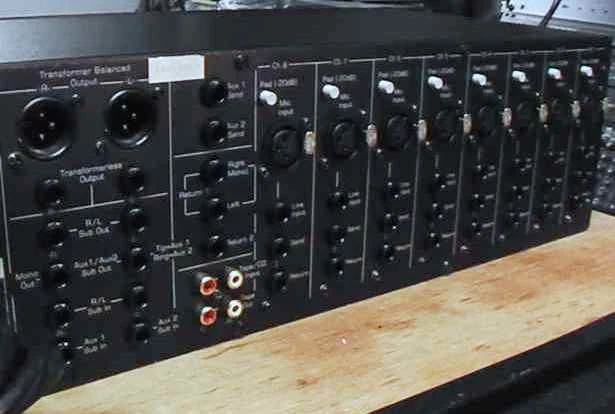 Mezclador en rack de ocho canales Ashly MM-508... ¡Raro de colección! Foto 3 de 4