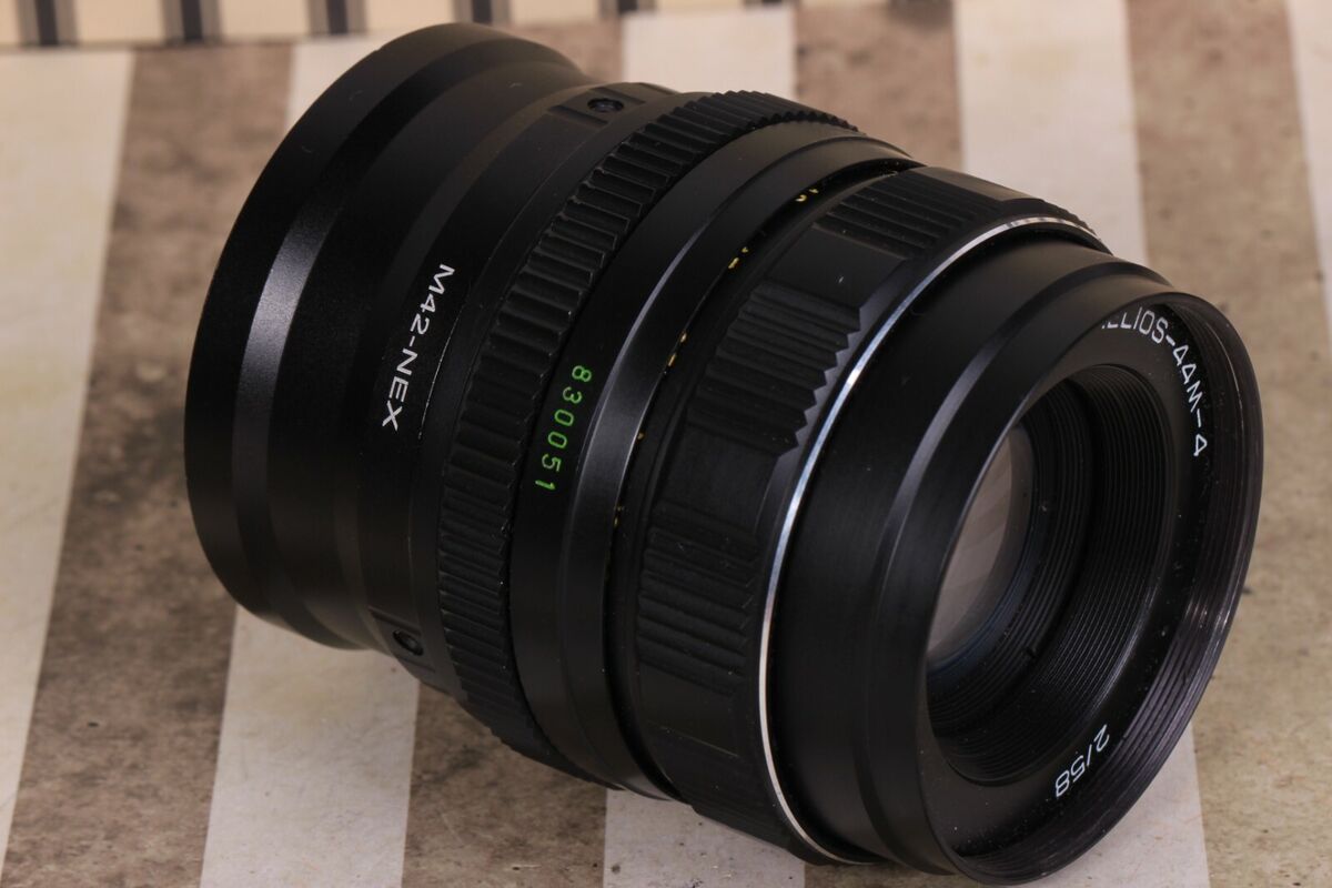 HELIOS 44M-4 58mm Lens w/ Bokeh & Flare | M42 Mount HELIOS 44M-4 58mm Lens w/ Bokeh & Flare | M42 Mount