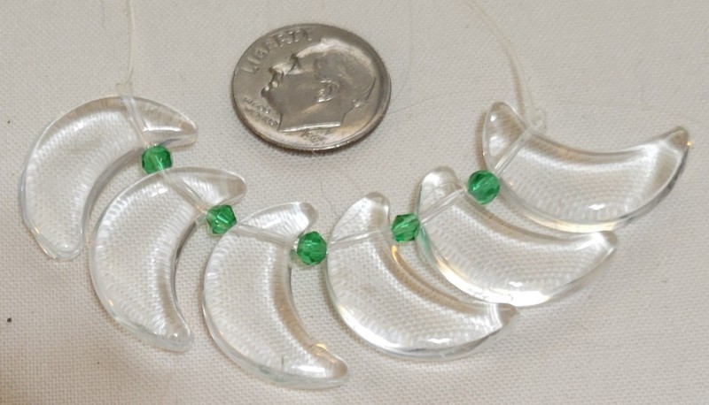L688 20mm pressed glass moon beads. will combine to save on shipping 