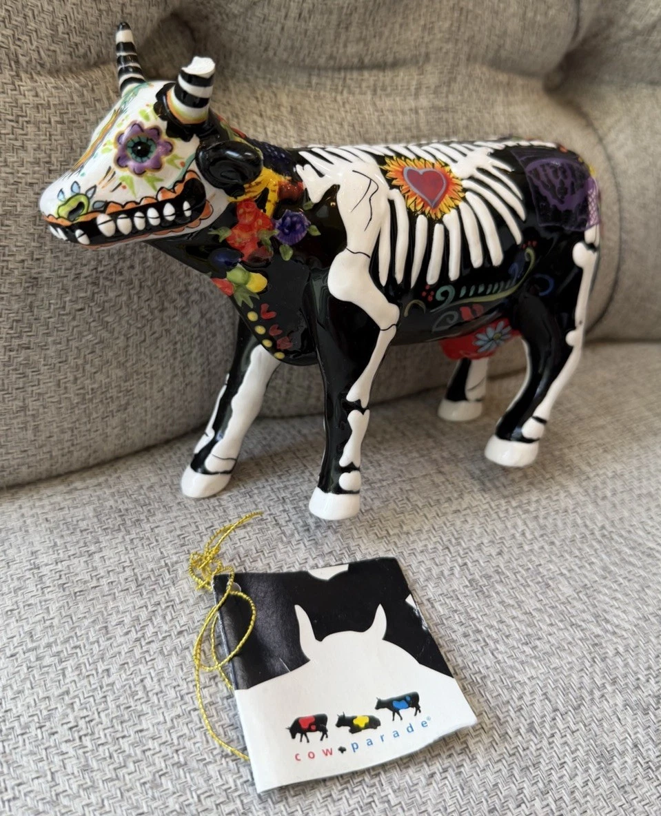 2004 cow parade 置物 CowParade Collectible Cow Figurines for sale