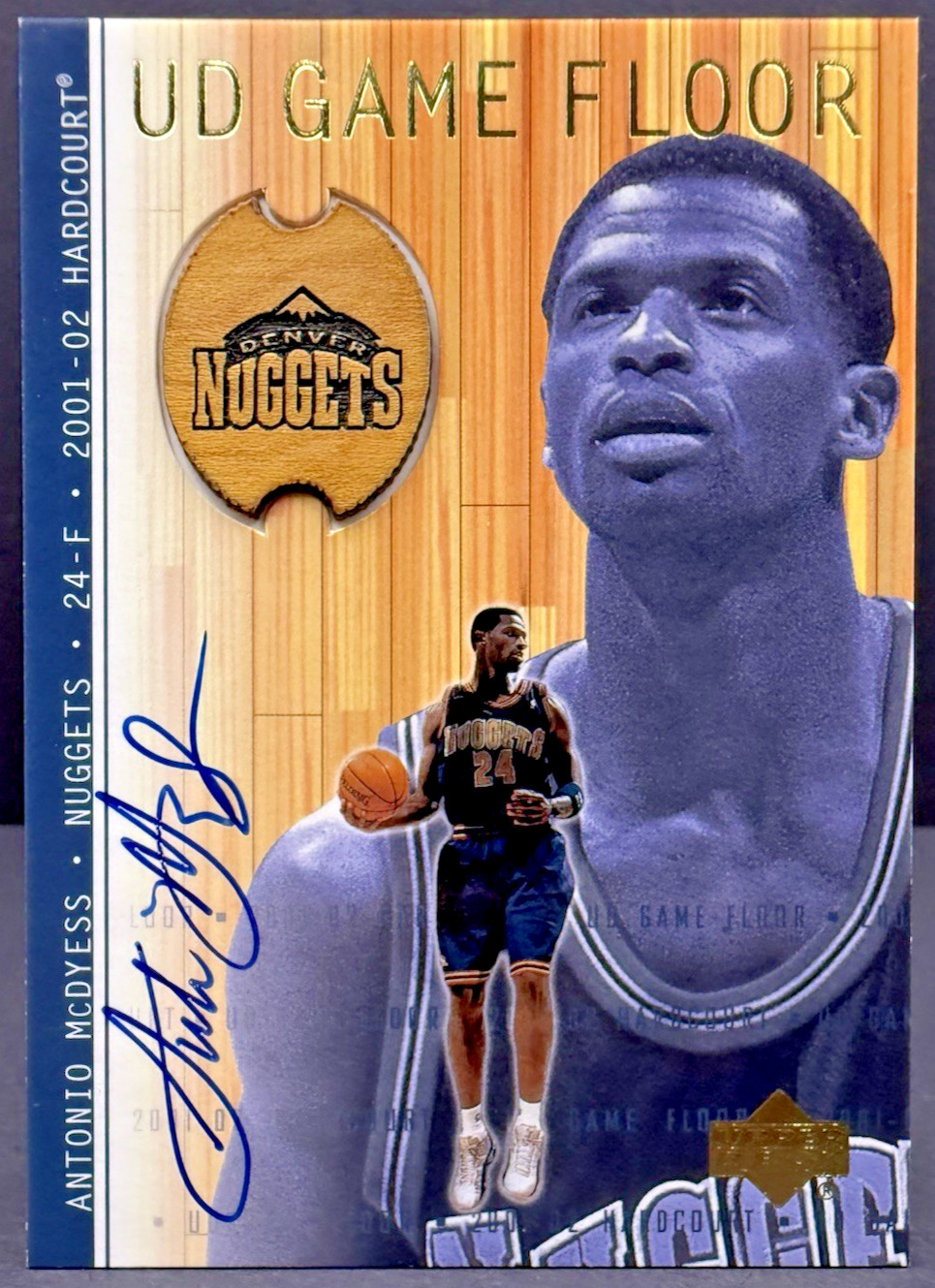 2000-01 UD Game Floor Antonio McDyess NM+ Nuggets Patch Auto #MC-A    cc59