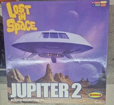 Moebius 913 TV 'Lost in Space' Jupiter 2 Spaceship 1/35 Scale Model New Open Box