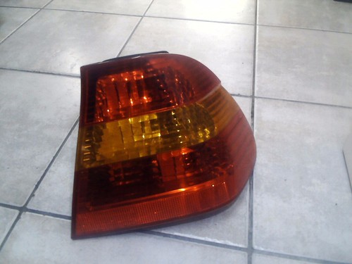 Orig. Heckleuchte Rücklicht rechts BMW 316i E46 6907934