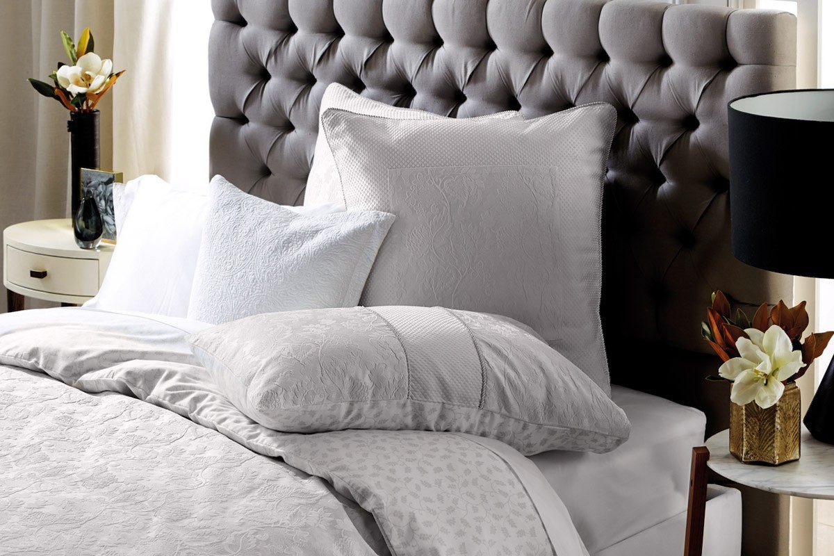 Pair of Sheridan Berridge Standard Pillow Cases in Dove RRP