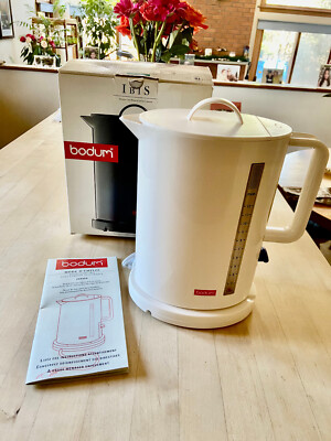 Ibis Bodum Electric Cordless Water Kettle 57.5 fl. oz., White, NEW in Box