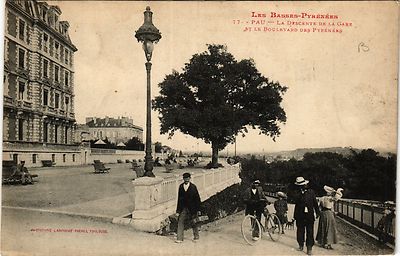 CPA AK PAU Der Abstieg des Bahnhofs und des Boulevard des Pyrénées (412183)