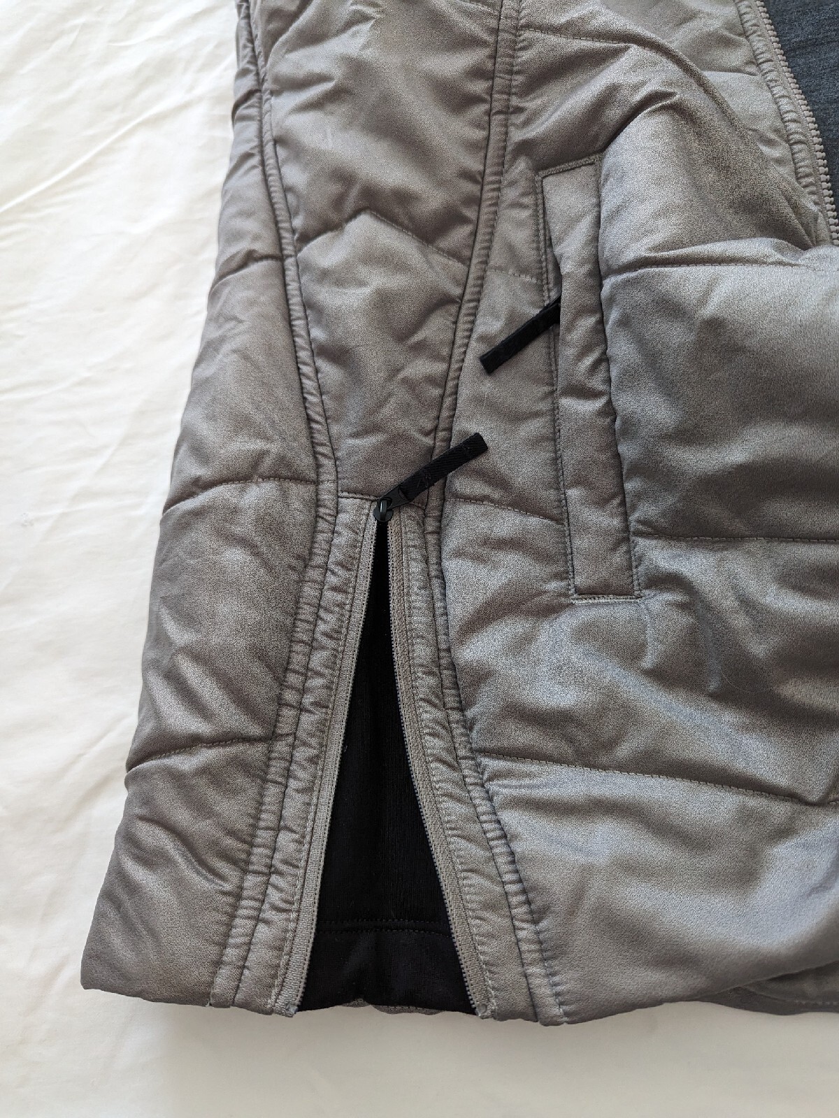 Smart Wool Women's Vest Wool Filled Zip Pockets & Vents Grey Taupe Medium