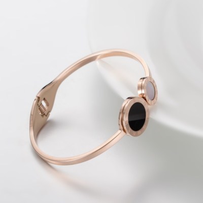 IVXLCD × roar CROSSGUNS & STAR BANGLE Amazon.com: Eigso 4 Pcs Punk Leather Bracelet Hematite Black