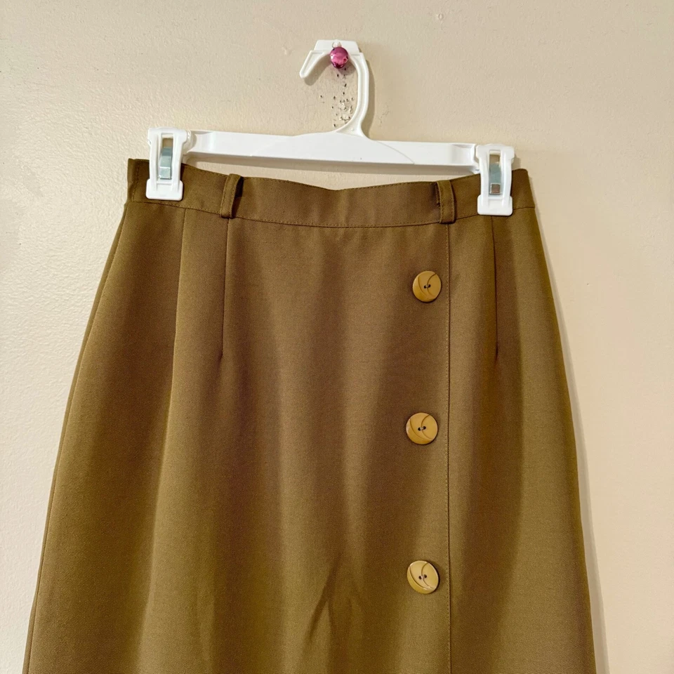 Falda de Lana Vintage Años 60 Plisada Midi Verde Militar Mediana Años 60 Retro Foto 2 de 4