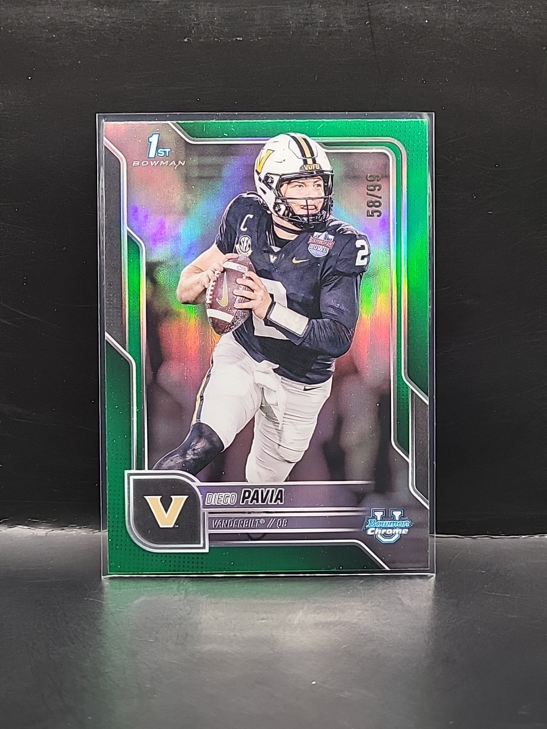 2025 Bowman Chrome U Diego Pavia 1st Prospect #190 Green Refractor #/99