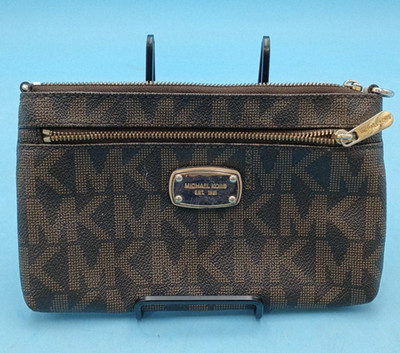 Michael Kors Brown Jet Set Signature PVC Large Wristlet 35F11GJSW3B