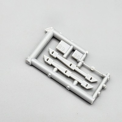 Revell 1/32 Panavia Tornado G.R.Mk1 Parts Pieces #89 #98