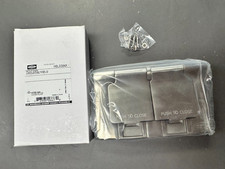 New Hubbell HBLSS84X 2Outlet Opening Stainless Steel Weatherproof Wall Plate NIB