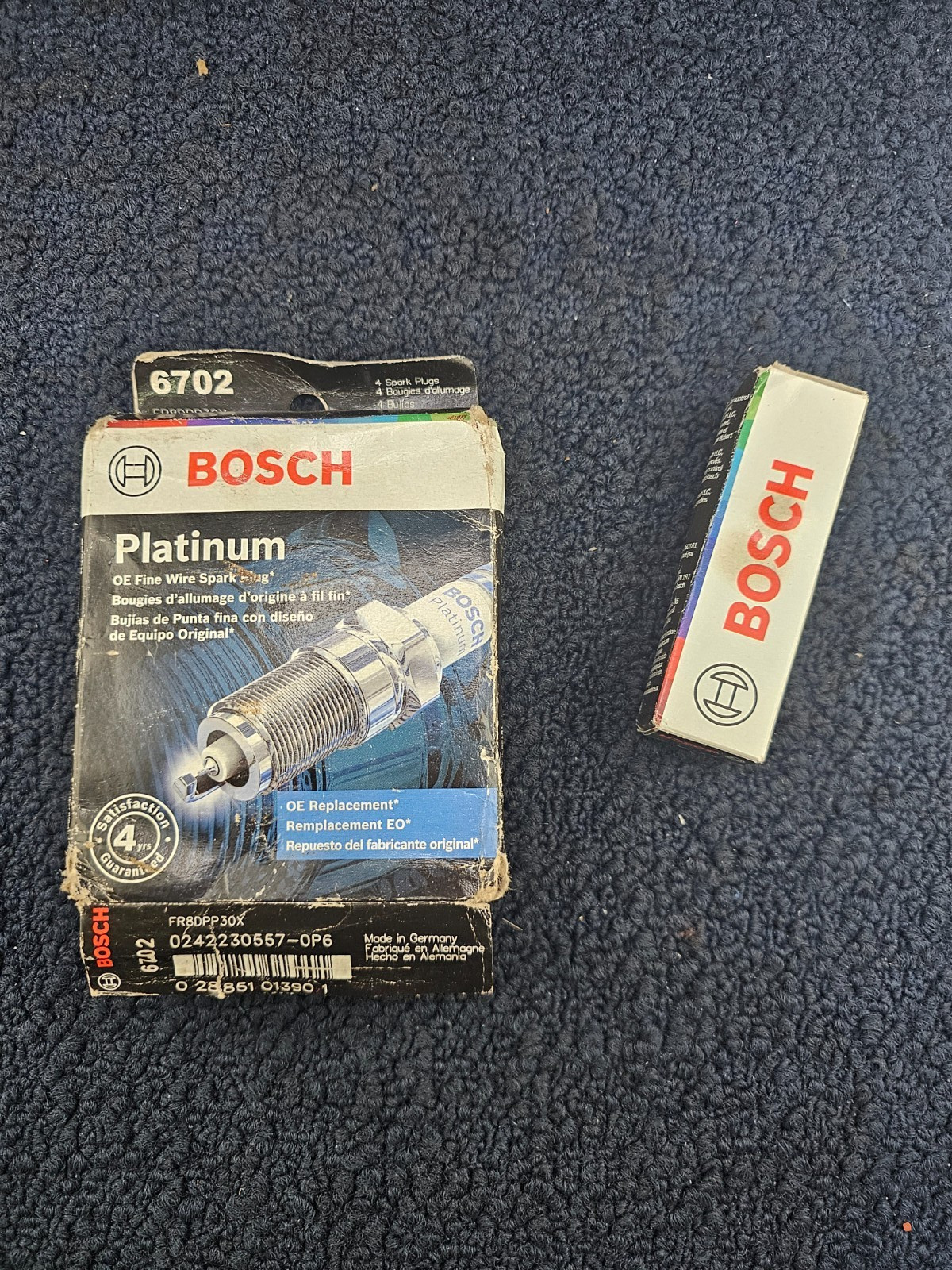 QTY 4 Bosch 6702 Automotive Platinum Spark Plug For 2015-2018 Toyota Yaris