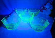 5 vtg Depression uranium glass dessert dish/ bowl w/ bouquet flowers -READ- b4