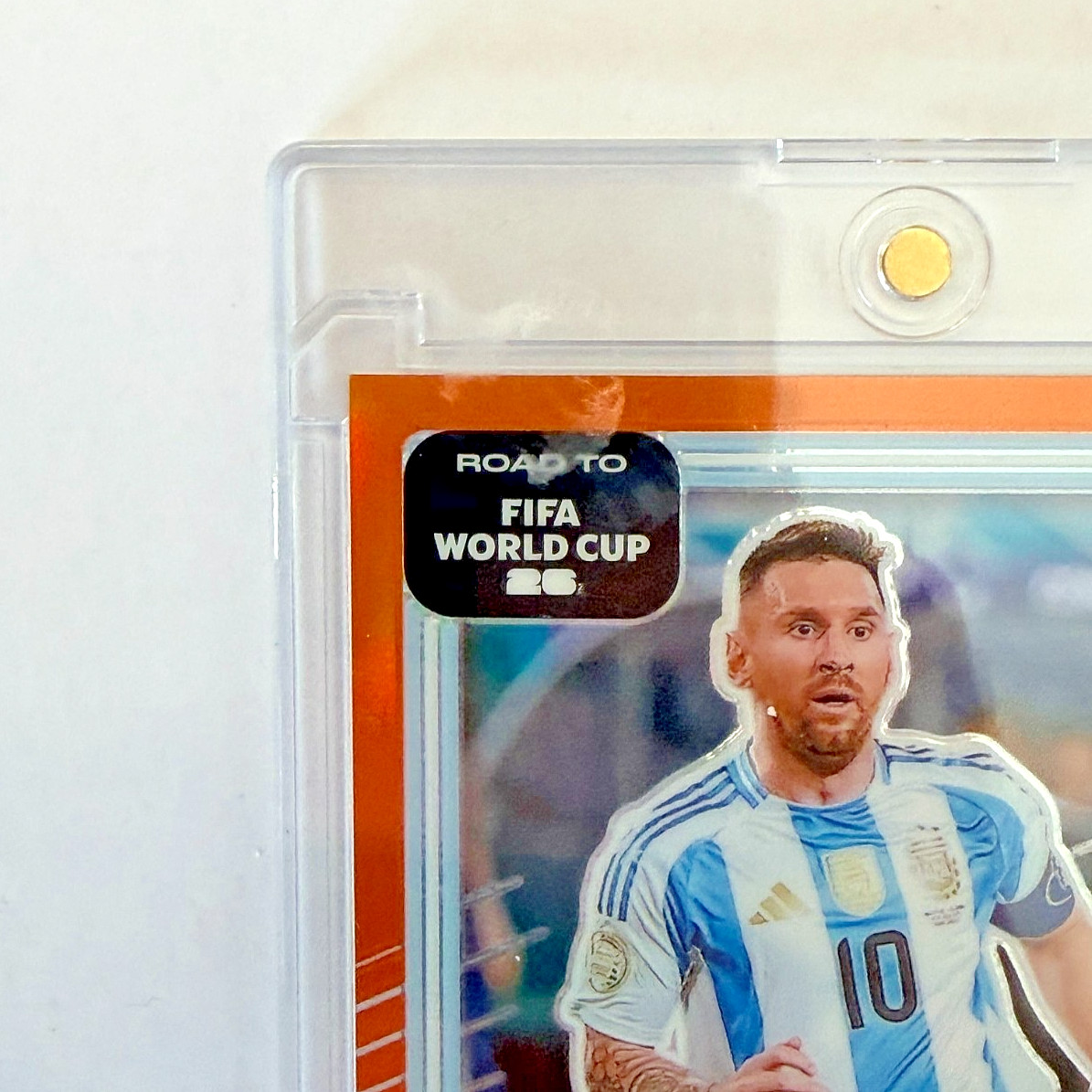 2025 Donruss Optic Lionel Messi Orange Prizm #/99 Road To FIFA World Cup 26 view 3