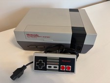 Original Nintendo NES Console and Controller (NESE-001)