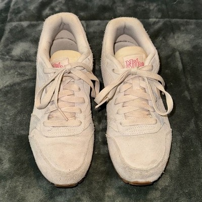 Nike MD Runner 2 SE Women's Running Shoes Sz 6.5 Guava Ice Sneakers AQ9121-801