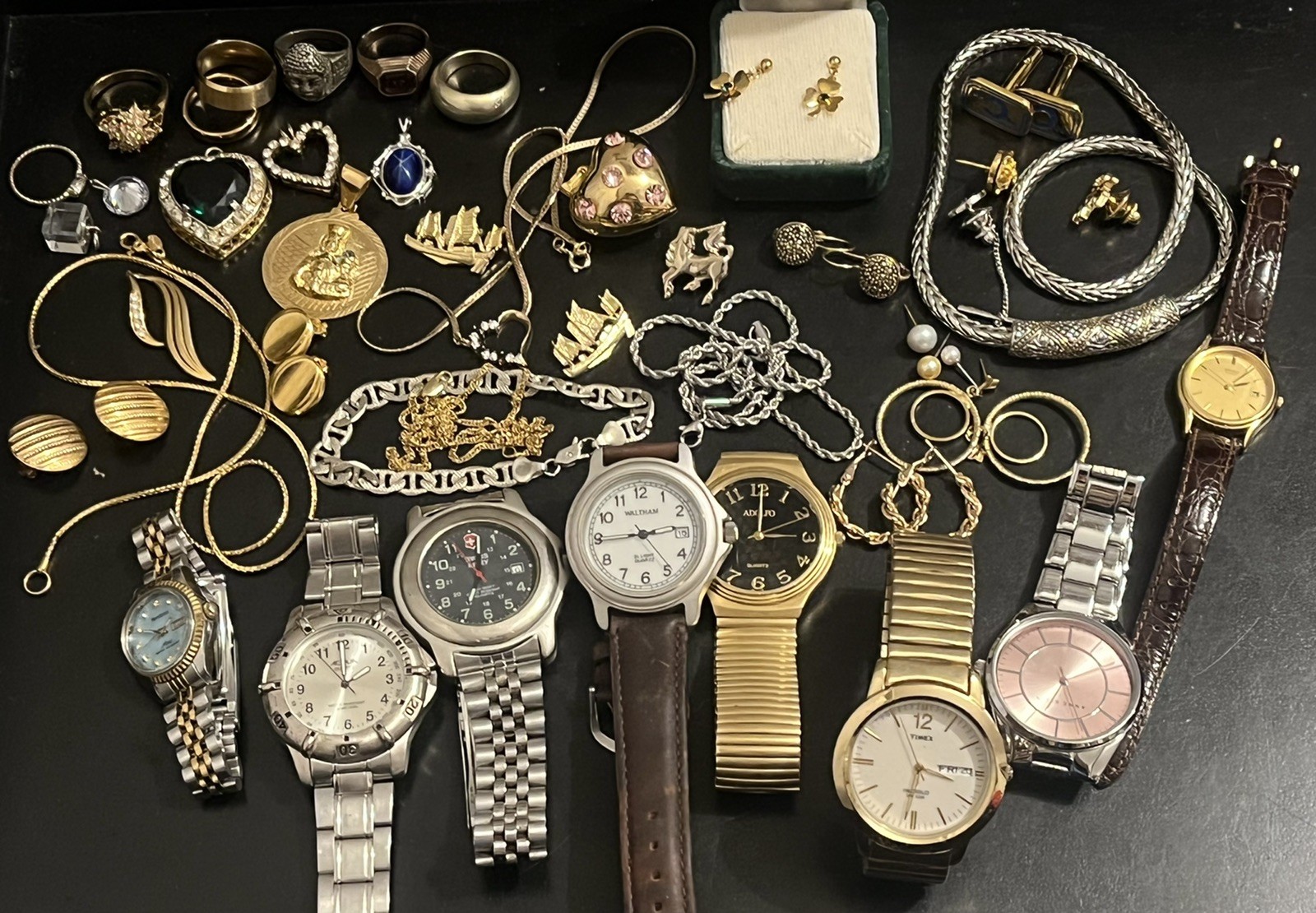 SCRAP REPAIR Watch Lot Jewelry Drawer & WEAR Huge Junk - VintageWatches.PK SCRAP REPAIR Watch Lot Jewelry Drawer & WEAR Huge Junk - vintagewatches.pk