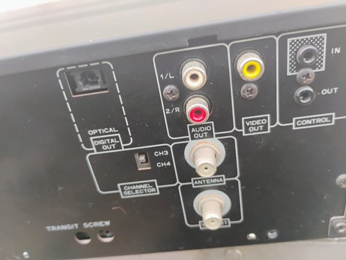 Vintage Pioneer CLD-2070 LaserDisc CD CDV LD Player NOT WORKING Parts Or Repair - Picture 4 of 8