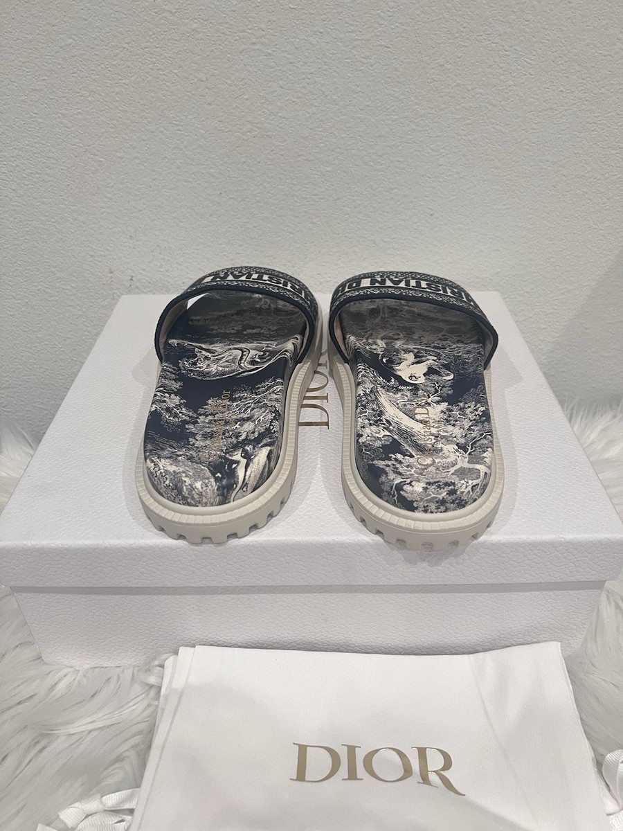 NIB Christian Dior DWAY Logo Dcross Dioract Dclub Evolution Sandal