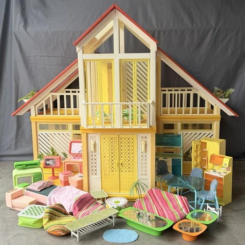 Vintage Mattel Barbie Dream House 1978 A-Frame Dollhouse + 40 Furniture Pieces