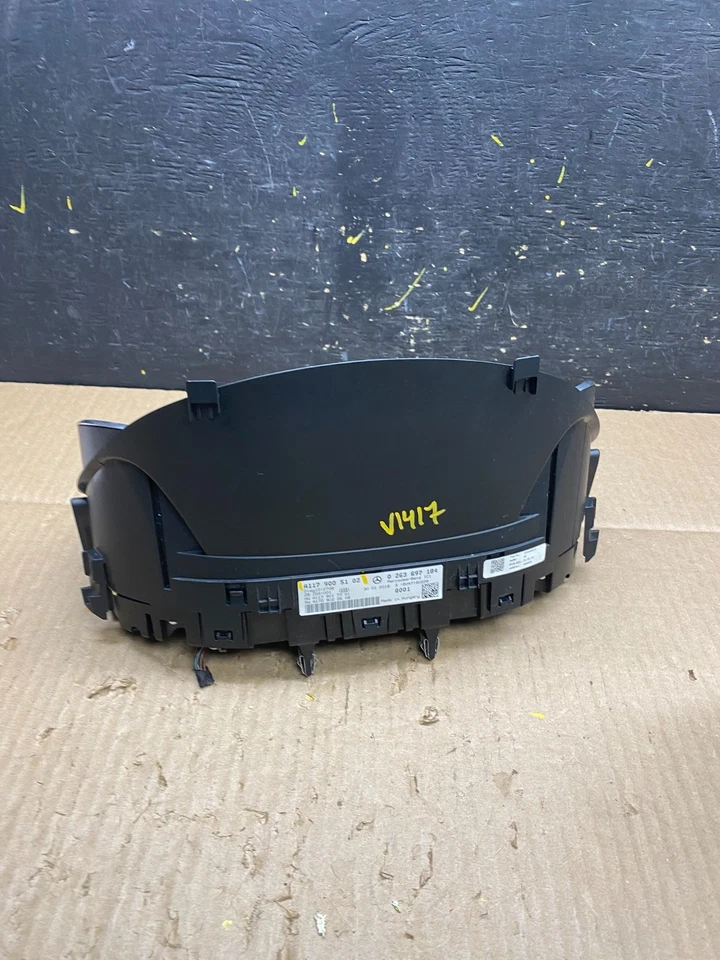 2014 to 2019 Mercedes CLA250 Speedometer Type Cluster OEM v1417 DG - Image 4 of 4