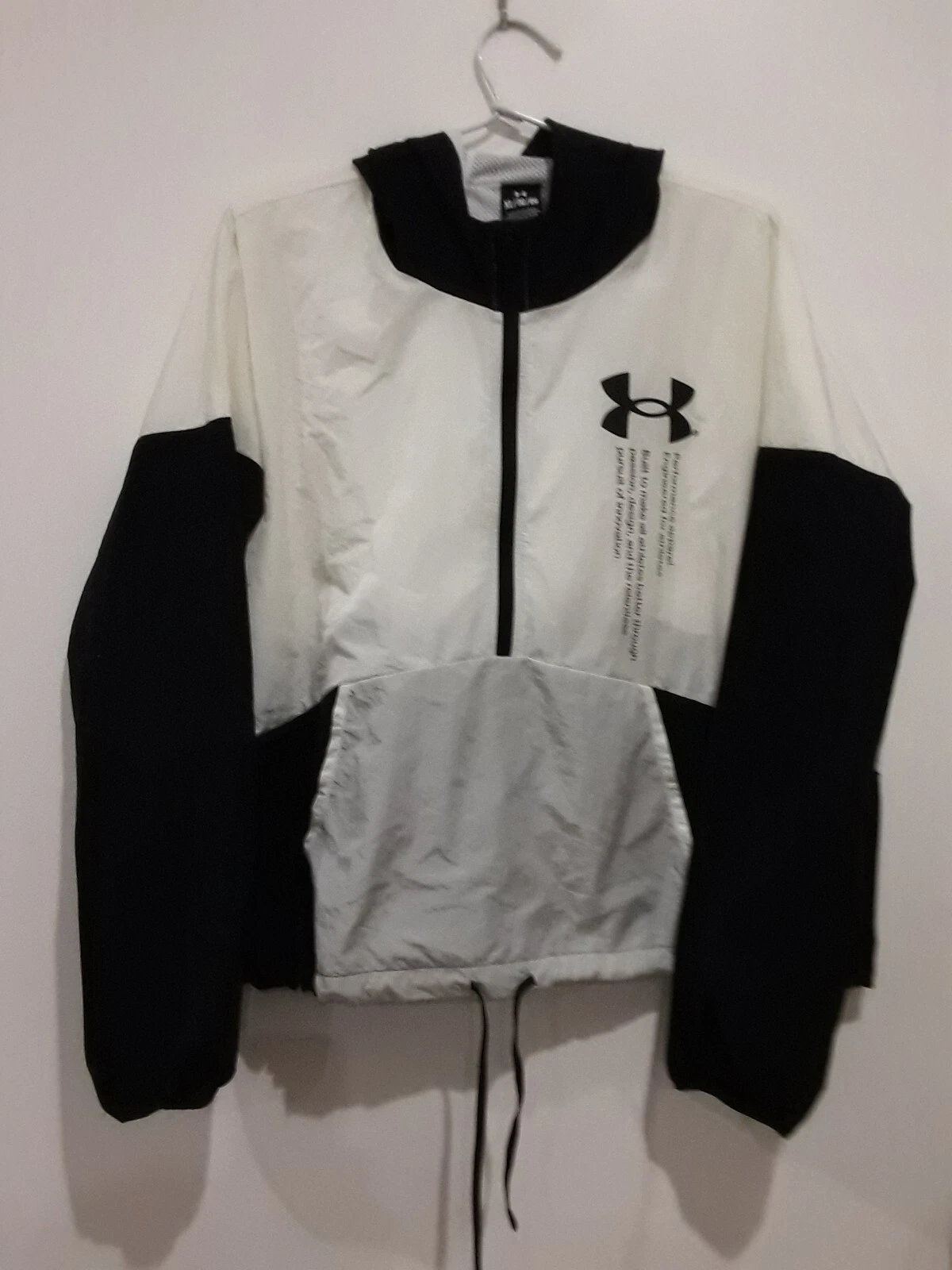 Under Armour Rain Jacket Windbreaker Size XL Outdoors Hood Lightweight Pocket